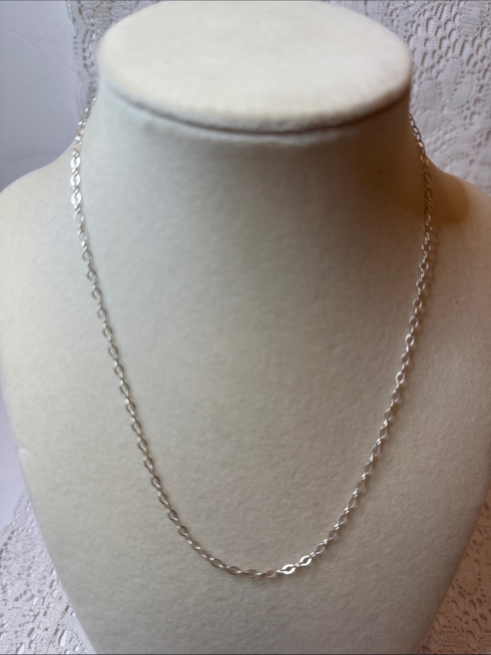 Sterling Silver loop Chain Necklace  925 Silver Dainty 1.34 grams